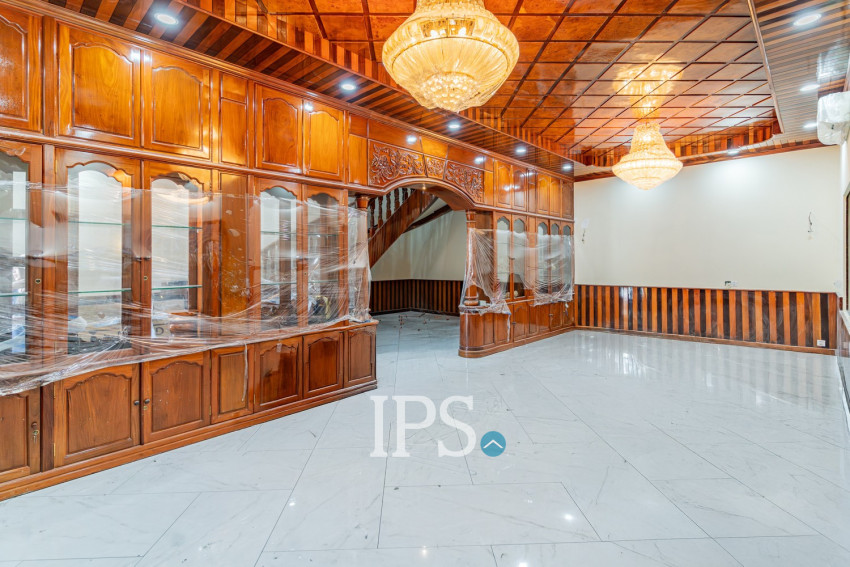 6 Bedroom Villa For Rent - BKK1, Phnom Penh
