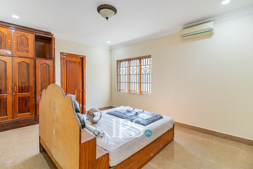 6 Bedroom Villa For Rent - BKK1, Phnom Penh
