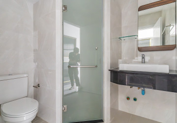 8 Storey Commercial Building For Rent  - Tonle Bassac, Phnom Penh thumbnail