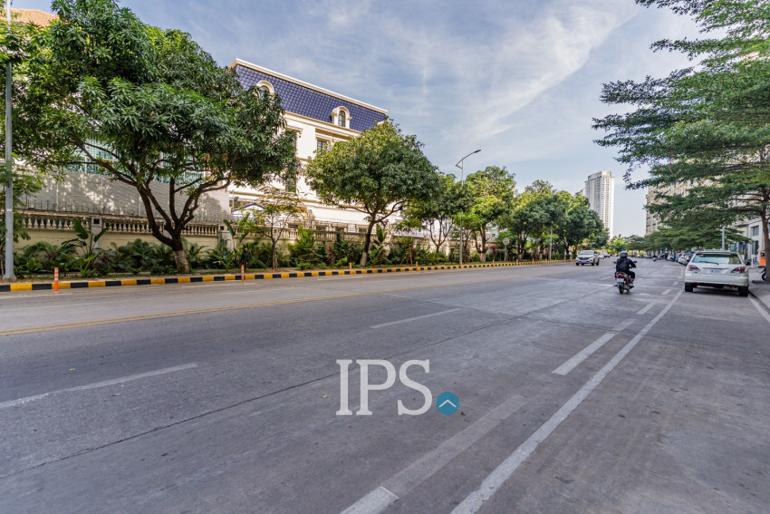 8 Storey Commercial Building For Rent  - Tonle Bassac, Phnom Penh