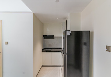 1 Bedroom Condo For Rent - Le Conde, BKK1, Phnom Penh thumbnail