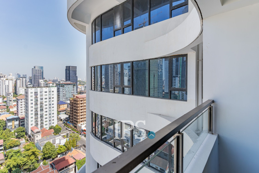 1 Bedroom Condo For Rent - Le Conde, BKK1, Phnom Penh