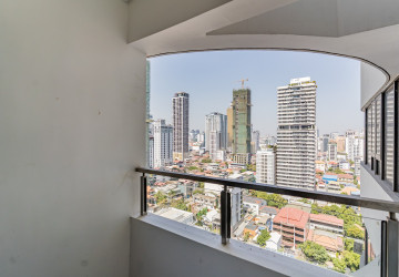 1 Bedroom Condo For Rent - Le Conde, BKK1, Phnom Penh thumbnail