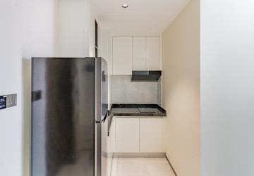 1 Bedroom Condo For Rent - Le Conde, BKK1, Phnom Penh thumbnail