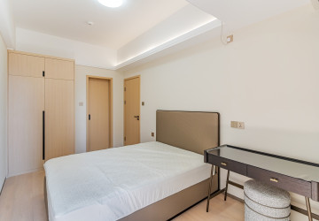 1 Bedroom Condo For Rent - Le Conde, BKK1, Phnom Penh thumbnail