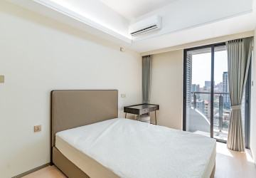 1 Bedroom Condo For Rent - Le Conde, BKK1, Phnom Penh thumbnail