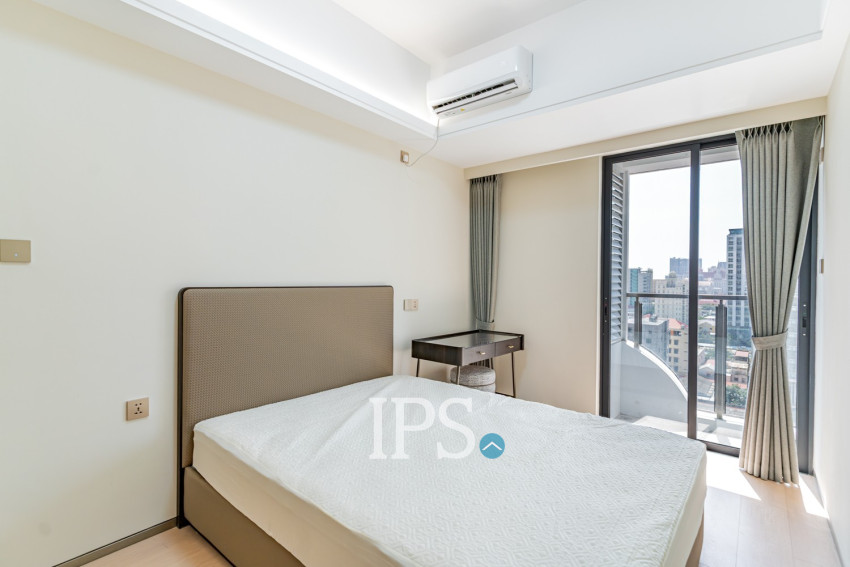 1 Bedroom Condo For Rent - Le Conde, BKK1, Phnom Penh