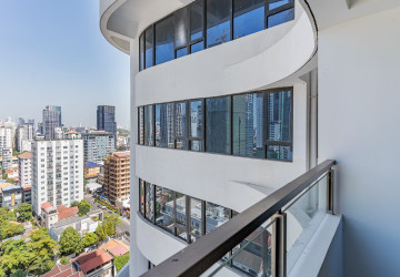 1 Bedroom Condo For Rent - Le Conde, BKK1, Phnom Pen thumbnail