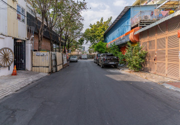 Double Shophouse For Rent - Tumnup Teuk, Phnom Penh thumbnail