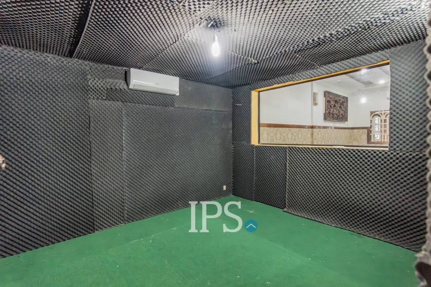 Double Shophouse For Rent - Tumnup Teuk, Phnom Penh