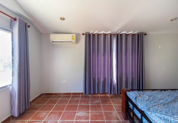 2 Bedroom Apartment For Rent - Slor Kram, Siem Reap thumbnail