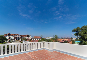 2 Bedroom Apartment For Rent - Slor Kram, Siem Reap thumbnail