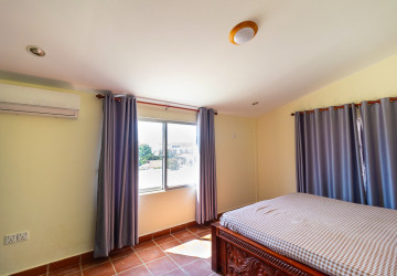 2 Bedroom Apartment For Rent - Slor Kram, Siem Reap thumbnail