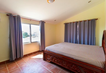 2 Bedroom Apartment For Rent - Slor Kram, Siem Reap thumbnail