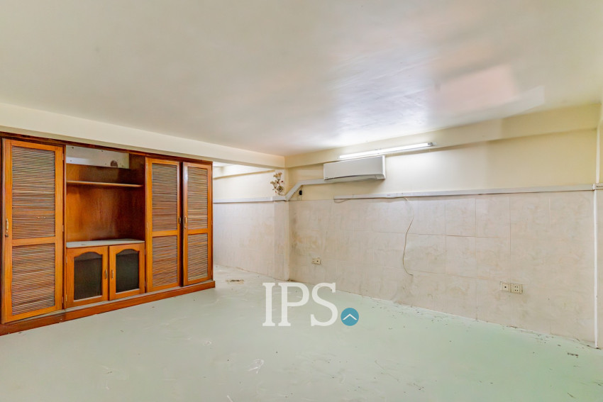 7 Bedroom Shophouse For Sale - Beoung Tumpun 1, Phnom Penh