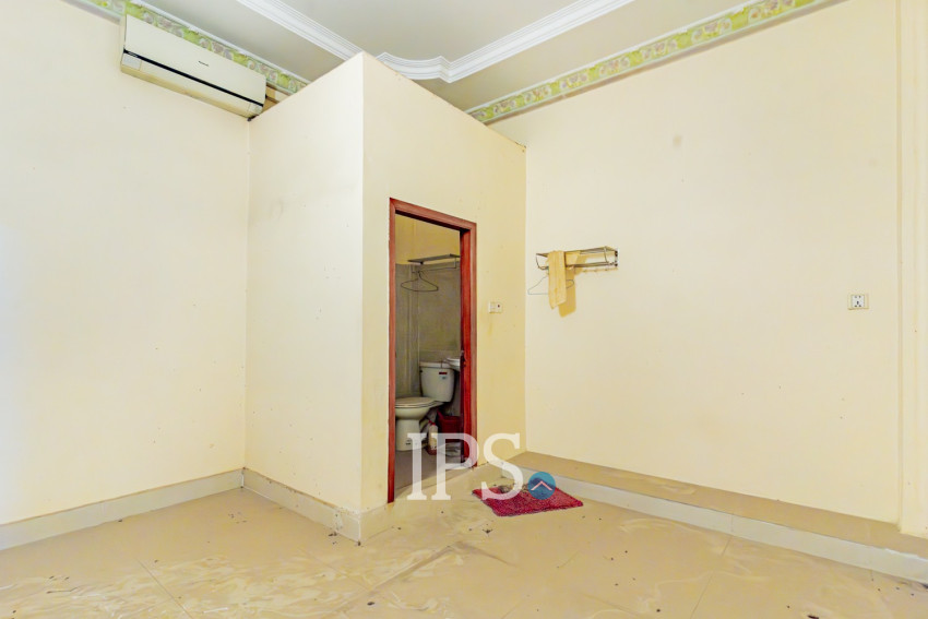 7 Bedroom Shophouse For Sale - Beoung Tumpun 1, Phnom Penh