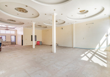 7 Bedroom Shophouse For Sale - Beoung Tumpun 1, Phnom Penh thumbnail