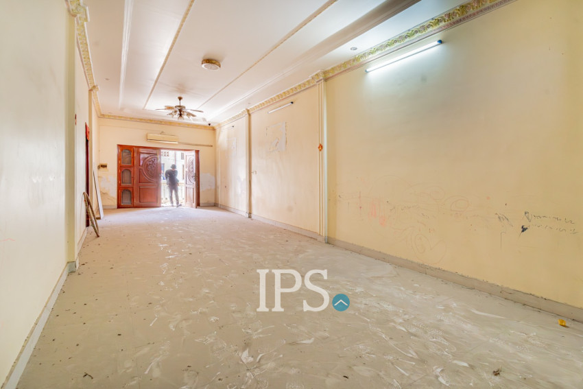 7 Bedroom Shophouse For Sale - Beoung Tumpun 1, Phnom Penh