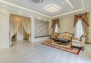 7 Bedroom Villa For Rent - Sen Sok, Phnom Penh thumbnail