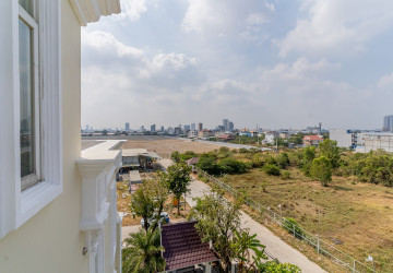 7 Bedroom Villa For Rent - Sen Sok, Phnom Penh thumbnail