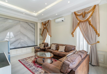 7 Bedroom Villa For Rent - Sen Sok, Phnom Penh thumbnail