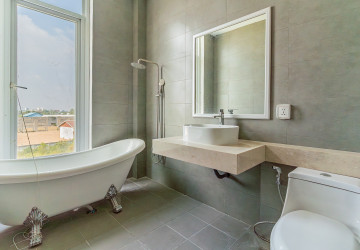 7 Bedroom Villa For Rent - Sen Sok, Phnom Penh thumbnail