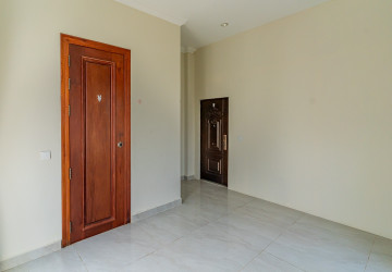 7 Bedroom Villa For Rent - Sen Sok, Phnom Penh thumbnail