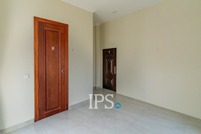 7 Bedroom Villa For Rent - Sen Sok, Phnom Penh