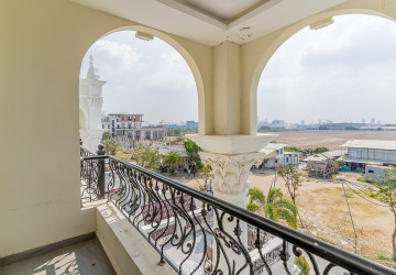 7 Bedroom Villa For Rent - Sen Sok, Phnom Penh thumbnail