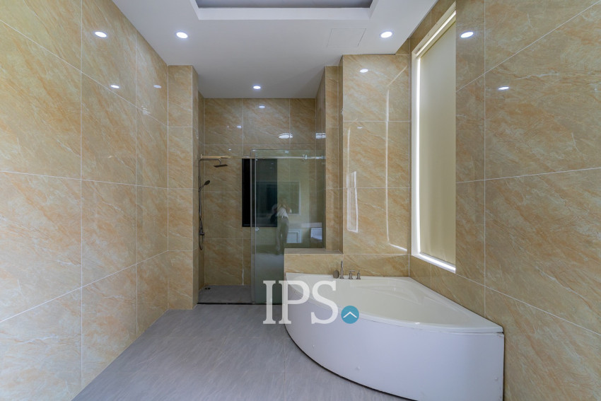 7 Bedroom Villa For Rent - Sen Sok, Phnom Penh