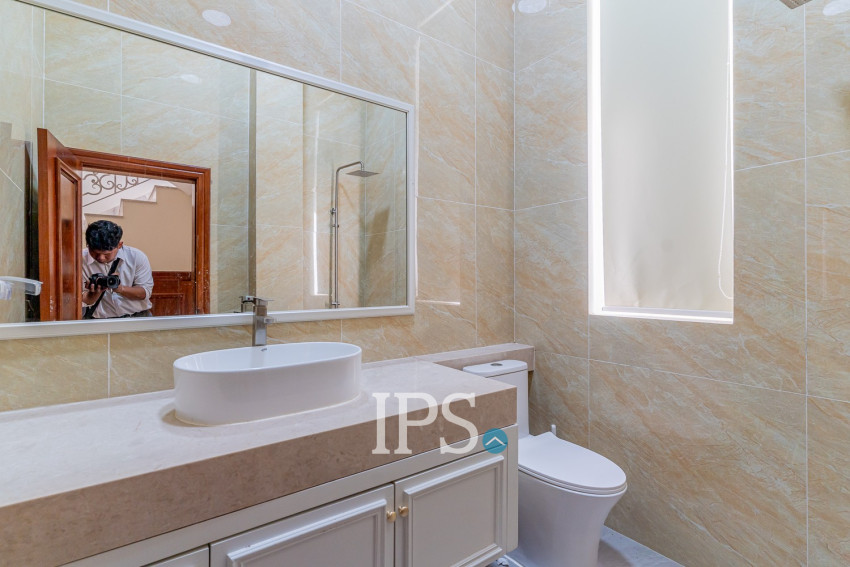 7 Bedroom Villa For Rent - Sen Sok, Phnom Penh