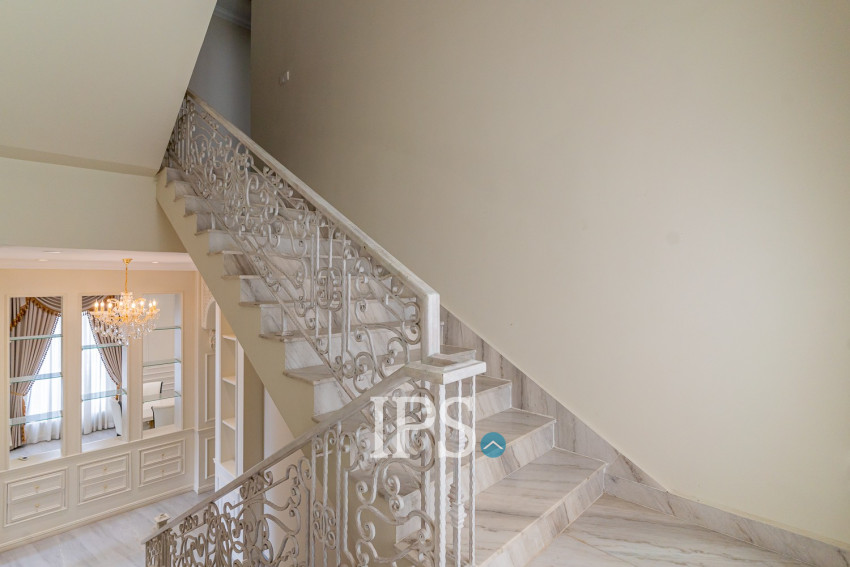 7 Bedroom Villa For Rent - Sen Sok, Phnom Penh