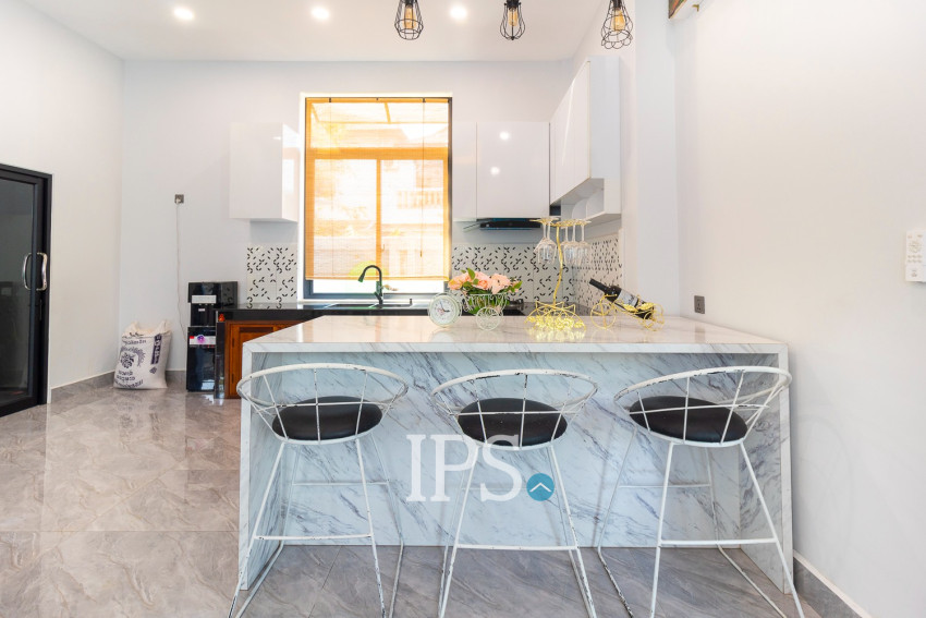 4 Bedroom House For Rent - Sala kamreuk, Siem Reap
