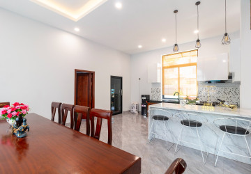 4 Bedroom House For Rent - Sala kamreuk, Siem Reap thumbnail
