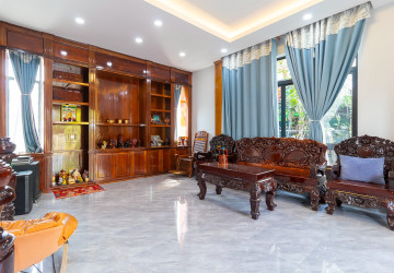 4 Bedroom House For Rent - Sala kamreuk, Siem Reap thumbnail
