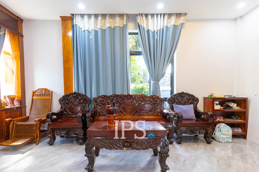 4 Bedroom House For Rent - Sala kamreuk, Siem Reap