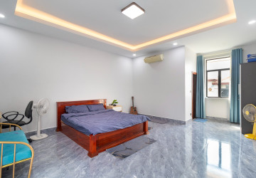 4 Bedroom House For Rent - Sala kamreuk, Siem Reap thumbnail