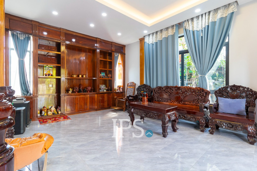 4 Bedroom House For Rent - Sala kamreuk, Siem Reap