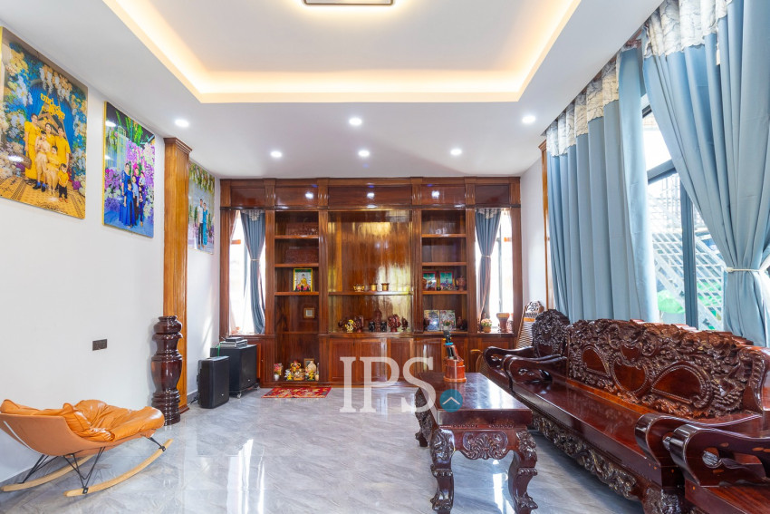 4 Bedroom House For Rent - Sala kamreuk, Siem Reap