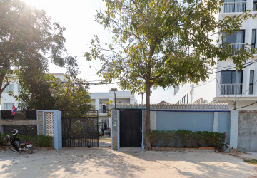 2 Bedroom House For Rent - Sala Kamreuk, Siem Reap thumbnail