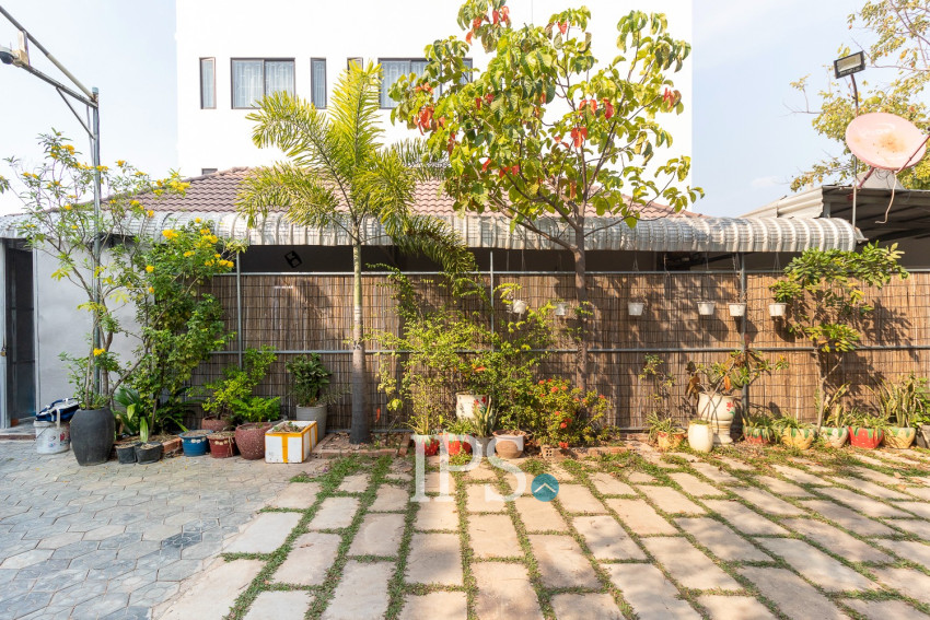 2 Bedroom House For Rent - Sala Kamreuk, Siem Reap