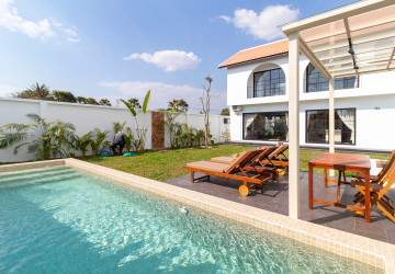 4 Bedroom Villa For Rent - Svay Dangkum, Siem Reap thumbnail