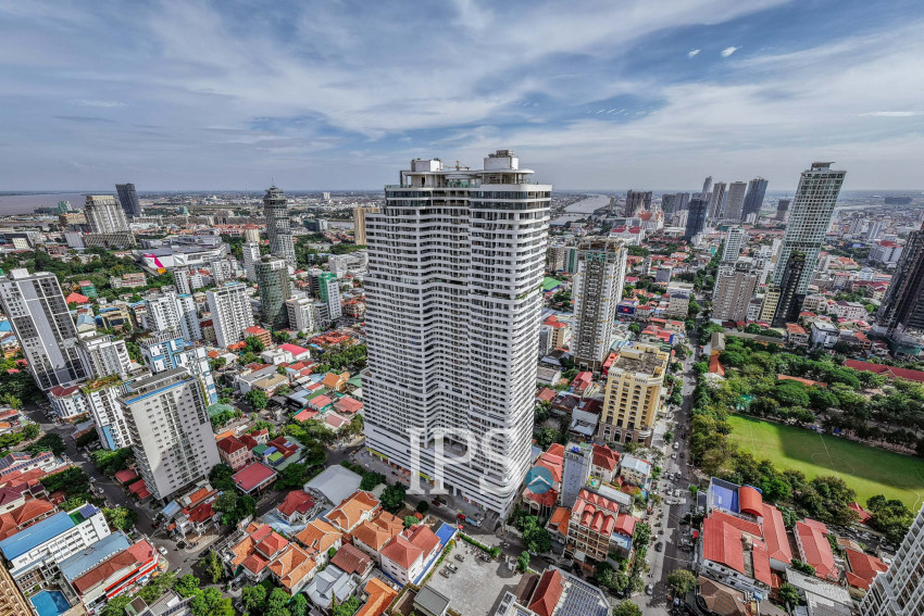 1000 Sqm Sky Bar Space For Rent - BKK 1, Phnom Penh