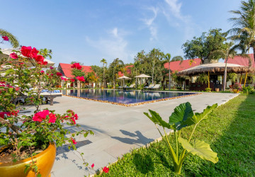 18 Room Boutique Hotel For Rent - Svay Dangkum, Siem Reap thumbnail