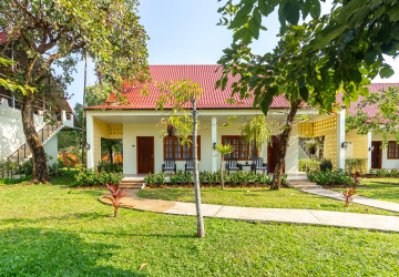 18 Room Boutique Hotel For Rent - Svay Dangkum, Siem Reap thumbnail