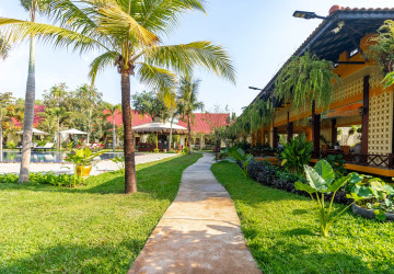 18 Room Boutique Hotel For Rent - Svay Dangkum, Siem Reap thumbnail