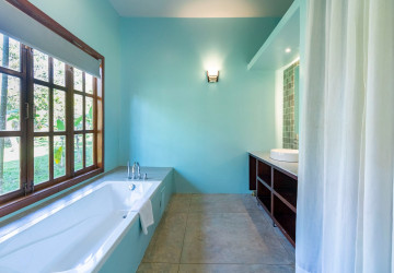 18 Room Boutique Hotel For Rent - Svay Dangkum, Siem Reap thumbnail