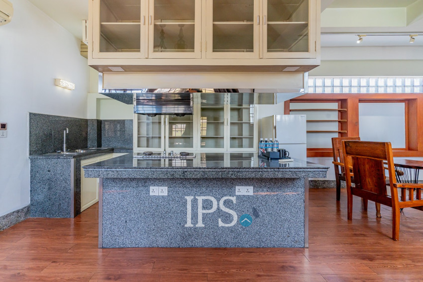 Duplex 2 Bedroom Serviced Apartment For Rent - BKK 2, Phnom Penh