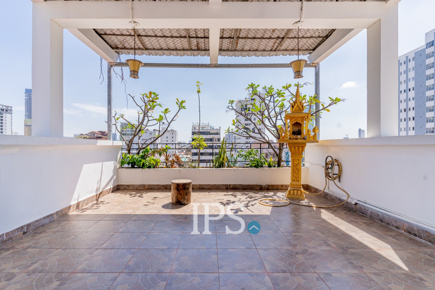 Duplex 2 Bedroom Serviced Apartment For Rent - BKK 2, Phnom Penh