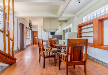 Duplex 2 Bedroom Serviced Apartment For Rent - BKK 2, Phnom Penh thumbnail